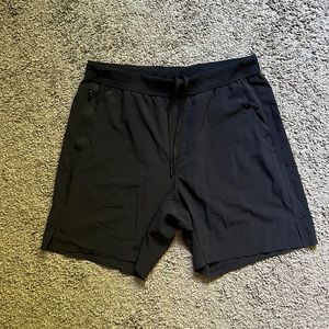 Ten Thousand Men’s interval Short 7” L